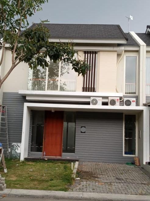 Dijual Rumah 2 Lantai Minimalis Lokasi Strategis di Northwest Park Citraland Utara Surabaya Barat - Image 1