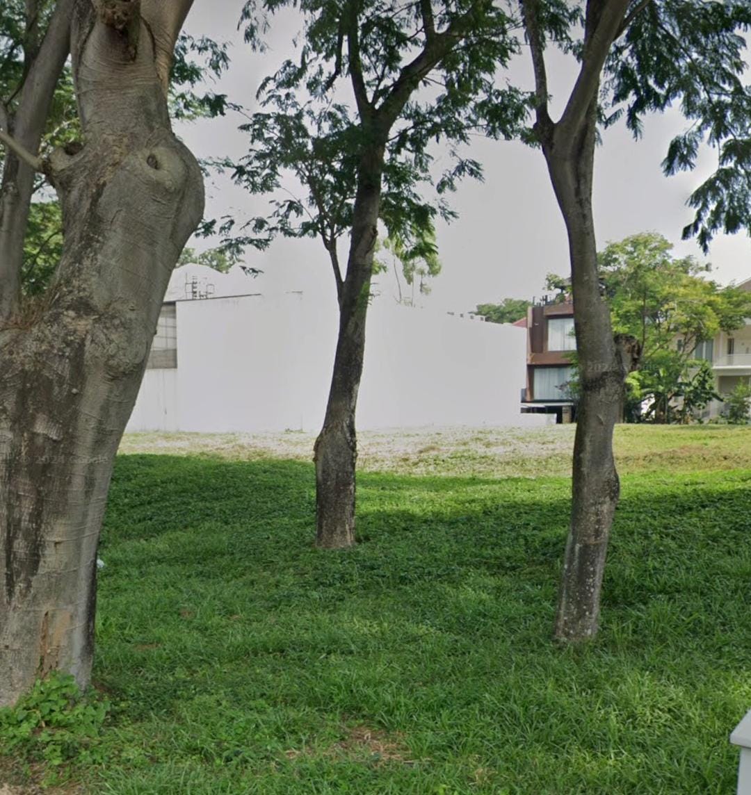 Dijual Tanah Kavling Lokasi Premium Strategis di Raya Golf Mediterania Citraland Surabaya Barat - Image 1