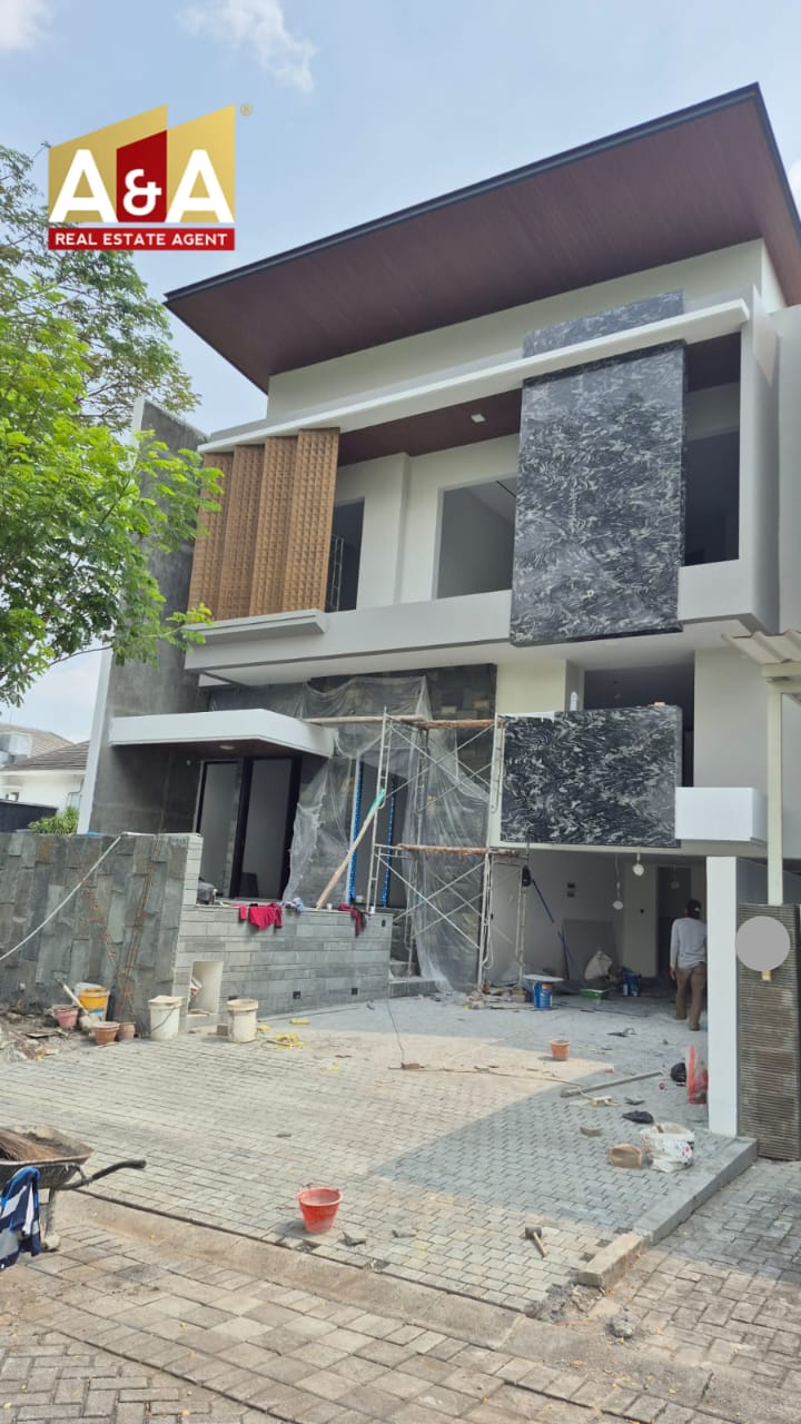 Dijual Rumah Mewah 2 Lantai Baru Tipe Modern Mediterania di Woodland Citraland Surabaya Barat - Thumbnail 3