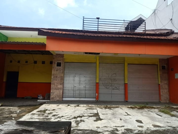 Disewakan Rumah Usaha Raya Kupang Jaya Surabaya Barat - Image 1