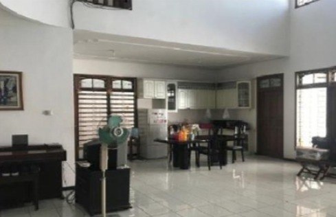 Dijual Rumah Murah dan Luas di Dharmahusada Indah Surabaya Timur - Image 1