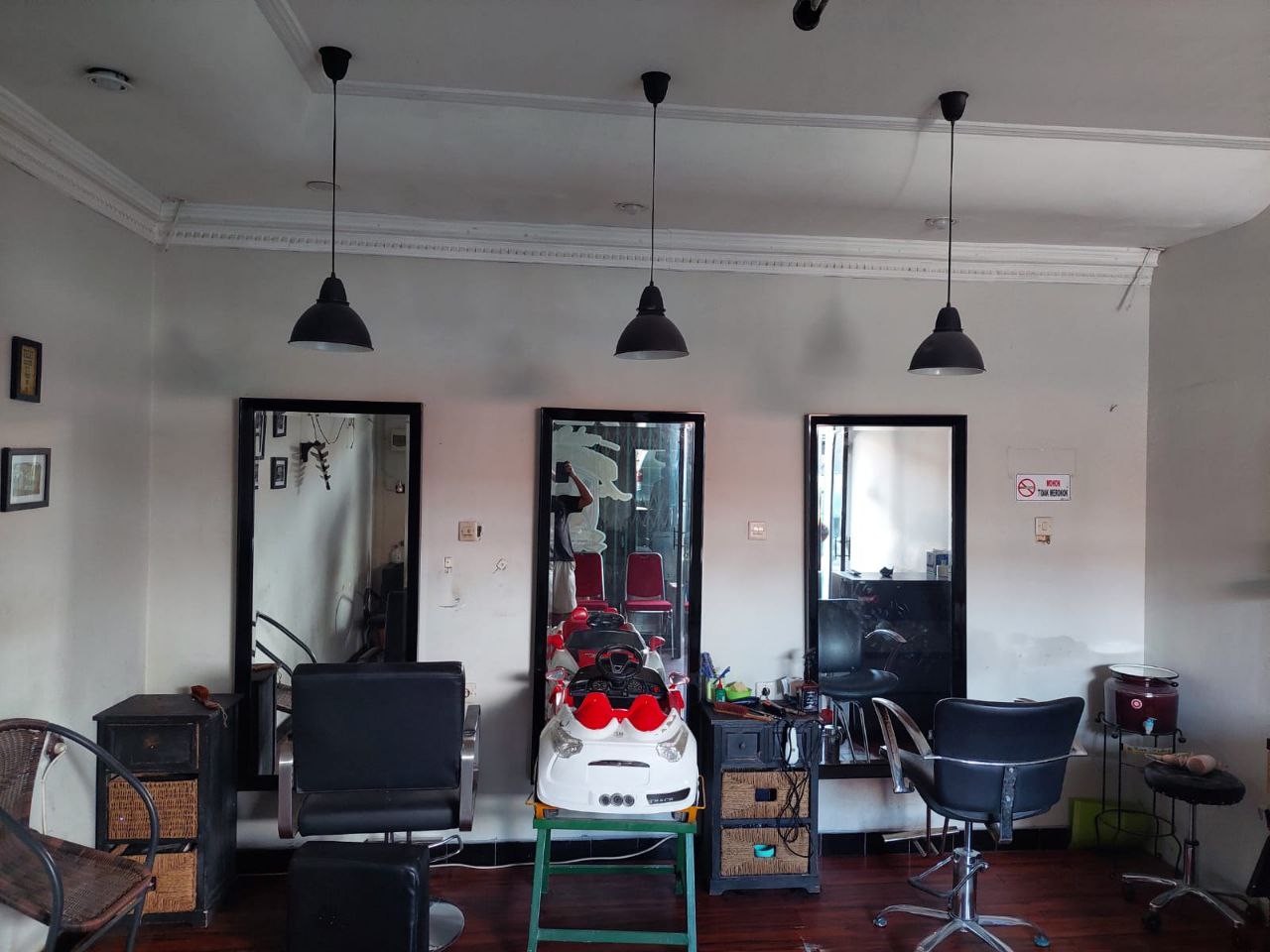 Disewakan Ruko Cocok Untuk Usaha Salon di Manukan Lor Surabaya Barat - Thumbnail 2