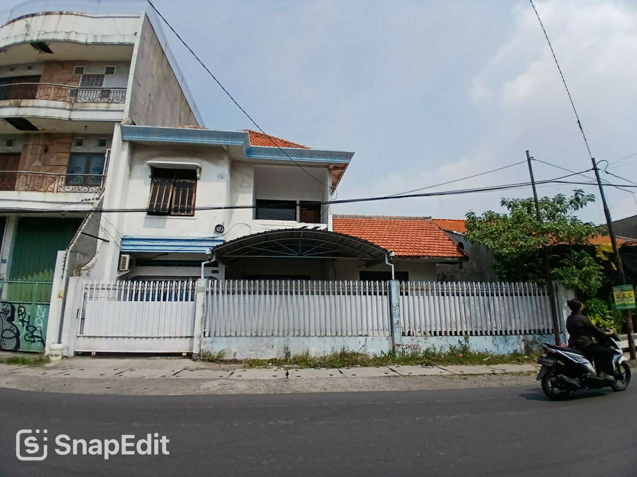 Dijual Rumah Siap Huni di Dukuh Kupang Surabaya Barat - Image 1