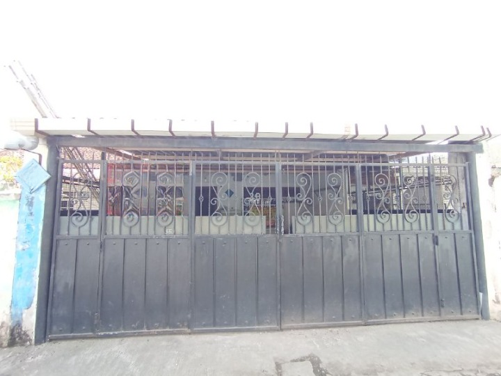 Dijual Rumah Strategis Dan Siap Huni di Kawasan Kranggan Surabaya Selatan - Image 1