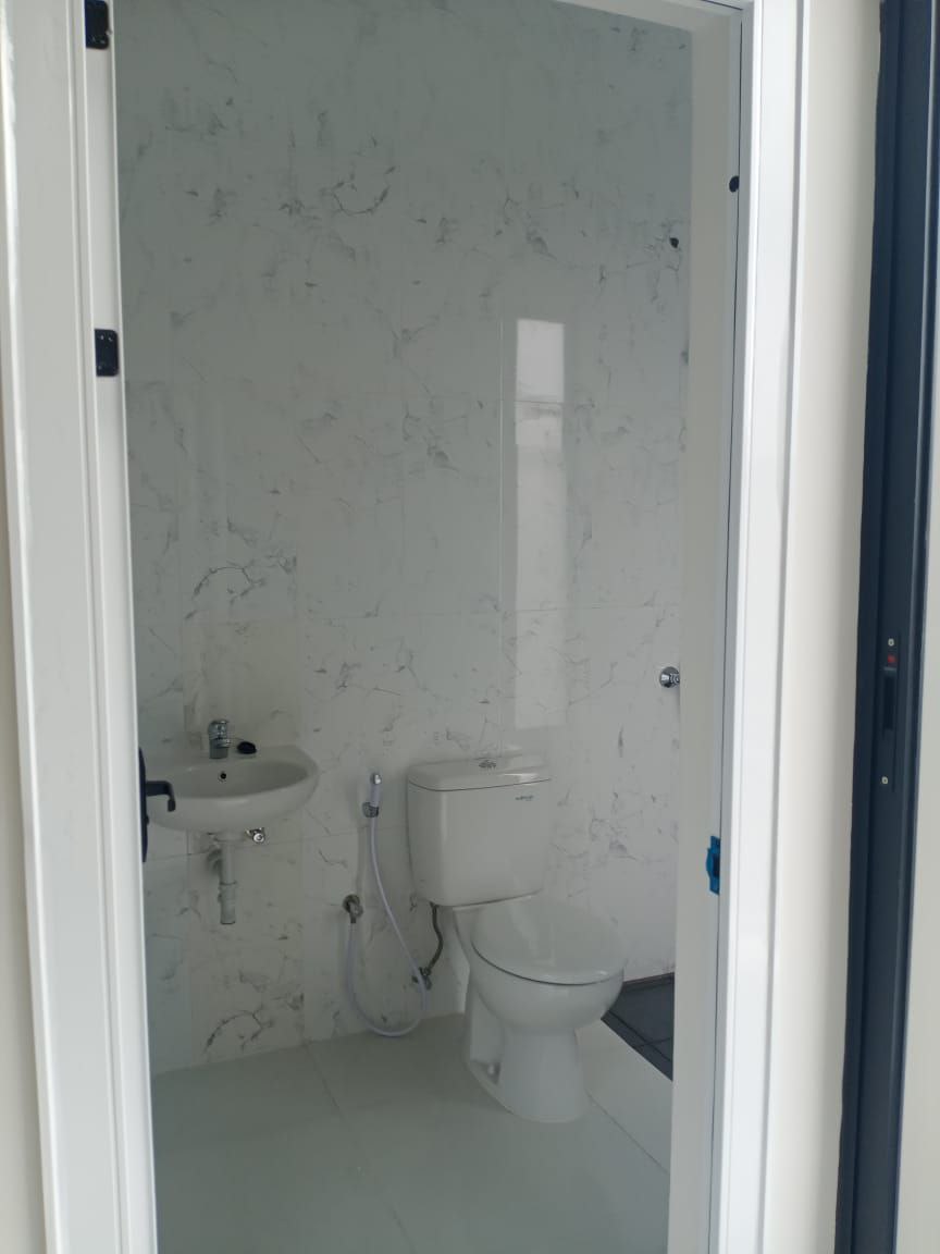 Dijual Rumah Siap Huni Lokasi Strategis di Perumahan Villa Kalijudan Indah Surabaya Timur - Thumbnail 2