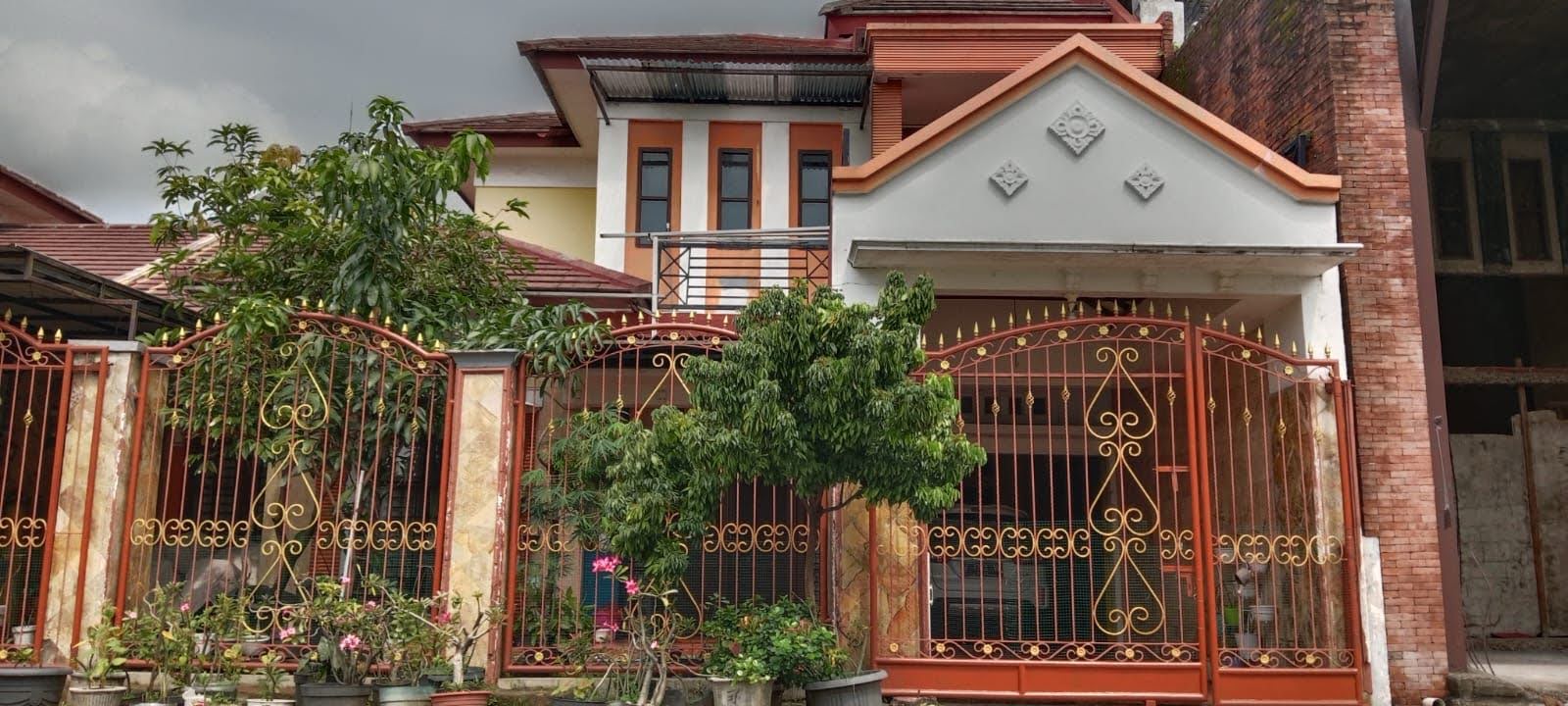 Dijual Rumah Mewah Double Way di Puri Surya Jaya, Gedangan - Sidoarjo - Image 1