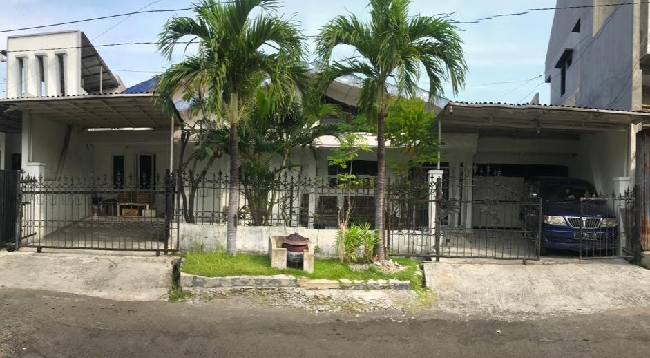 Dijual Rumah Terawat 1 Lantai Lokasi Strategis di Pondok Nirwana Dekat MERR Raya Ir. Soekarno, Surabaya Timur - Image 1