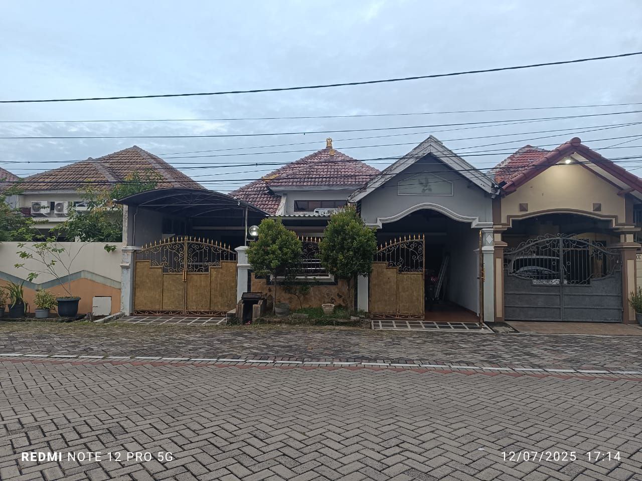 Dijual Rumah Eksklusif di Kawasan Elite Nirwana Eksekutif Surabaya Timur - Image 1
