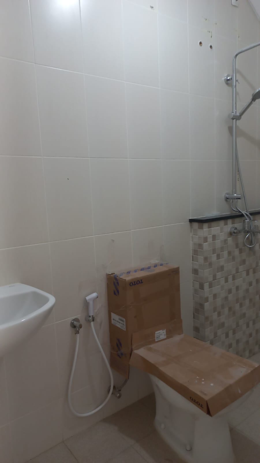 Dijual Rumah Minimalis 2 Lantai Murah Lokasi Strategis di Rungkut Menanggal Surabaya Timur - Thumbnail 4