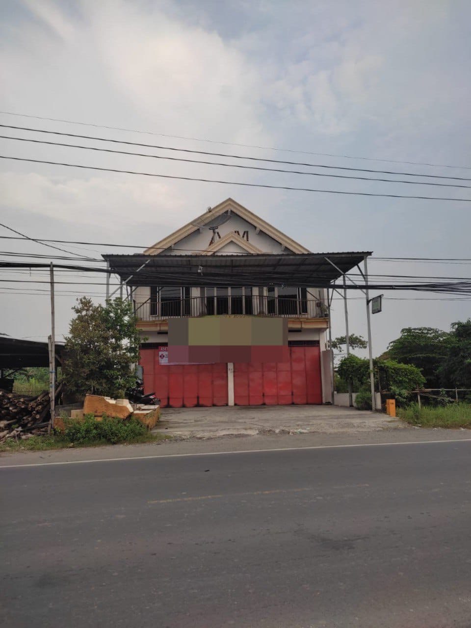 Dijual Lelang Rumah Usaha di Nol Jalan Raya Bringkang Menganti Gresik - Image 1