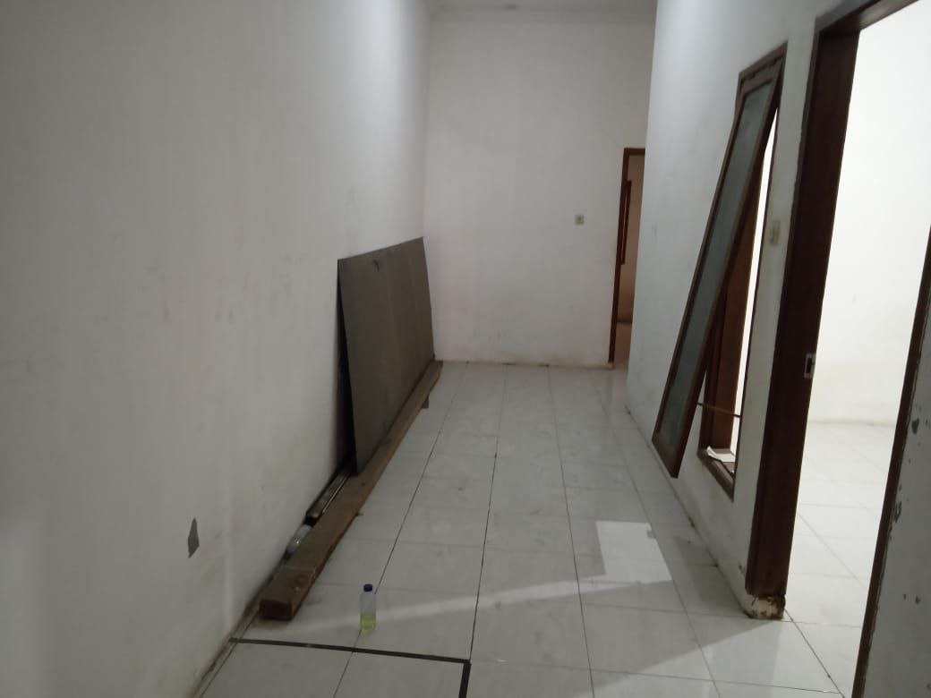 Dijual Rumah Strategis di Jalan Raya Tambak Medokan Ayu Surabaya Timur - Thumbnail 3