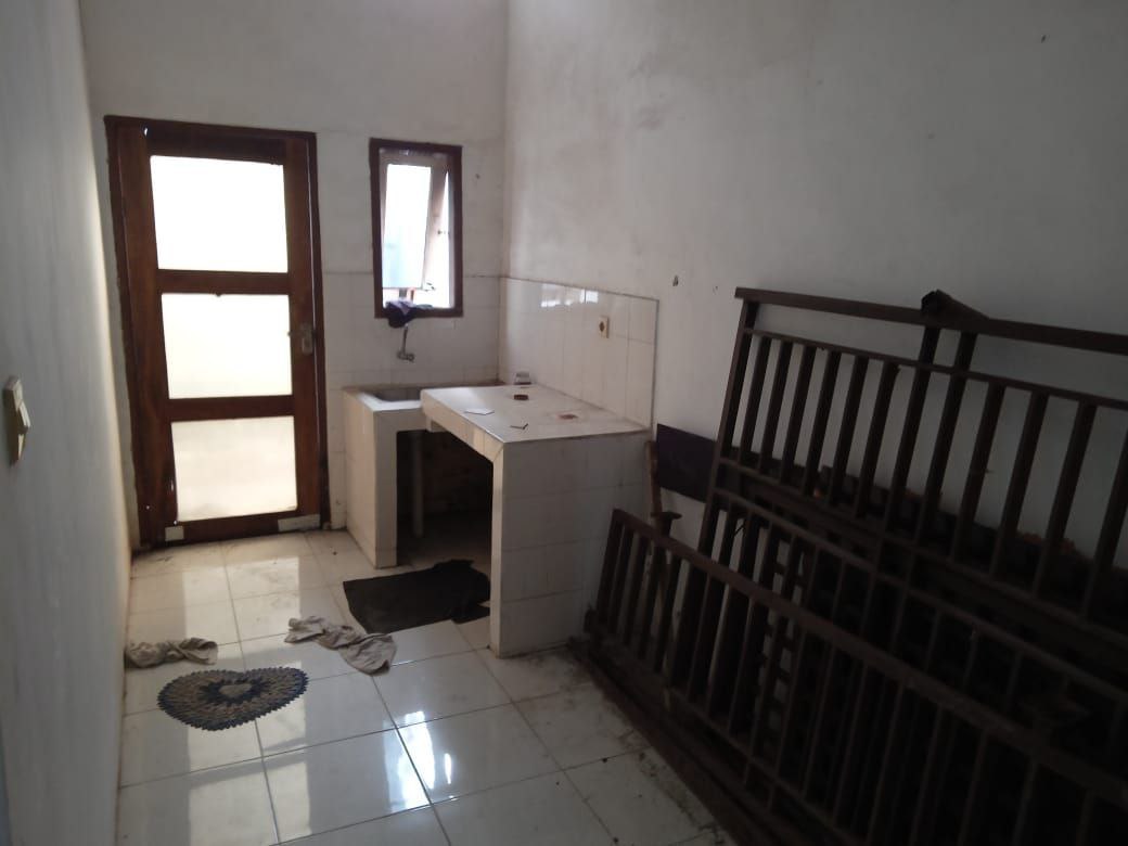 Dijual Rumah Strategis di Jalan Raya Tambak Medokan Ayu Surabaya Timur - Thumbnail 2