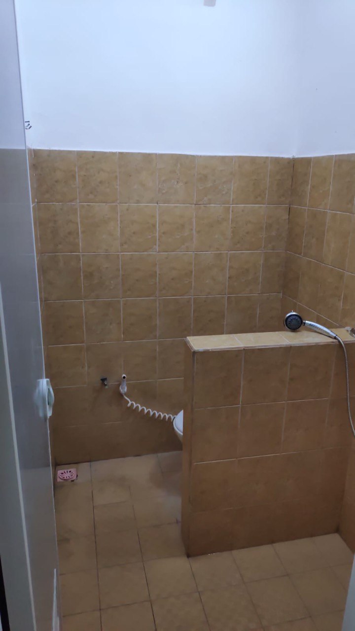 Dijual Rumah Strategis Dan Siap Huni di Jalan Karang Empat Surabaya Timur - Thumbnail 2