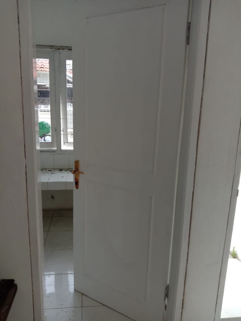 Dijual Rumah Siap Huni di Kawasan Strategis Mulyosari Mas Surabaya Timur - Thumbnail 3