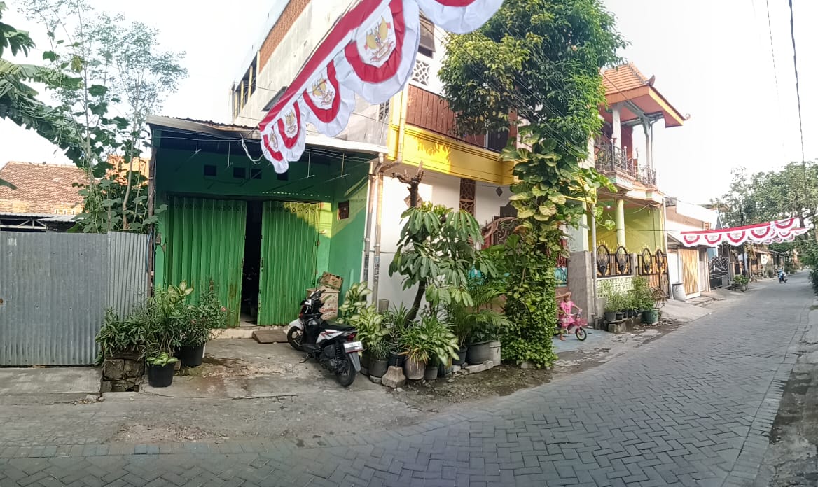 Dijual Rumah 3 Lantai Strategis di Kebraon Surabaya Selatan - Thumbnail 4
