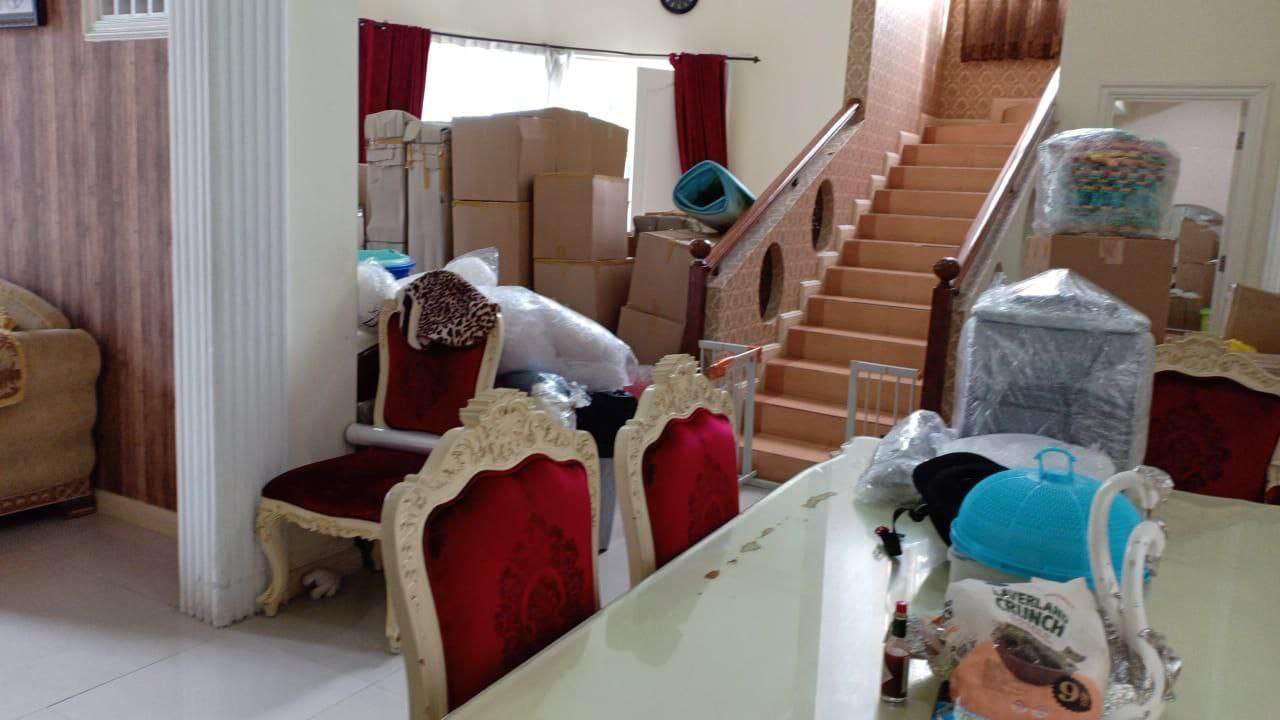 Disewakan Rumah Mewah di Villa Sentra Raya Citraland Surabaya Barat - Thumbnail 2