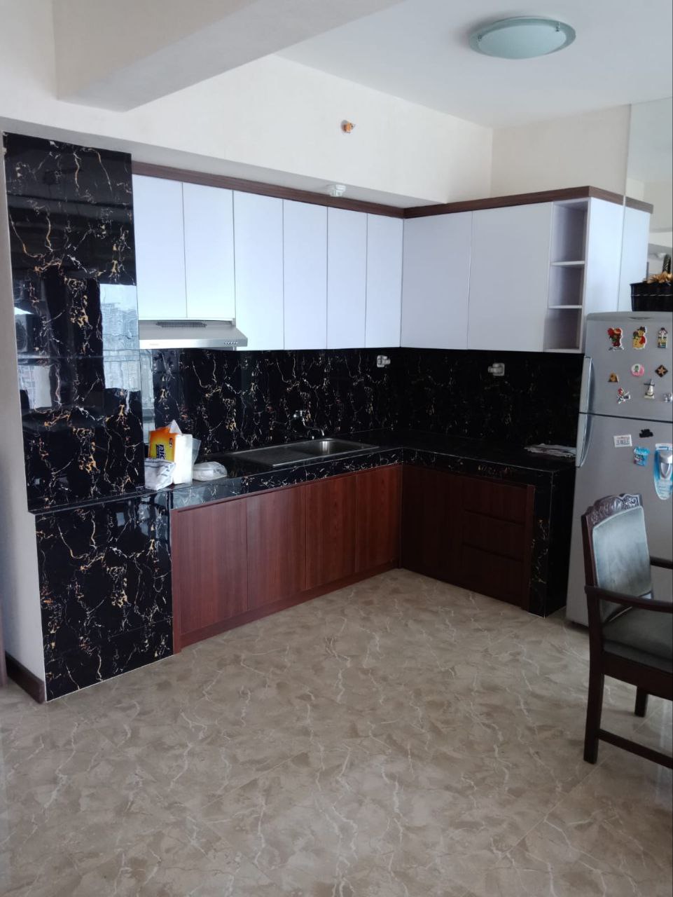 Dijual Unit Apartemen Mewah Furnished di Puncak Bukit Golf, Surabaya Barat - Thumbnail 4