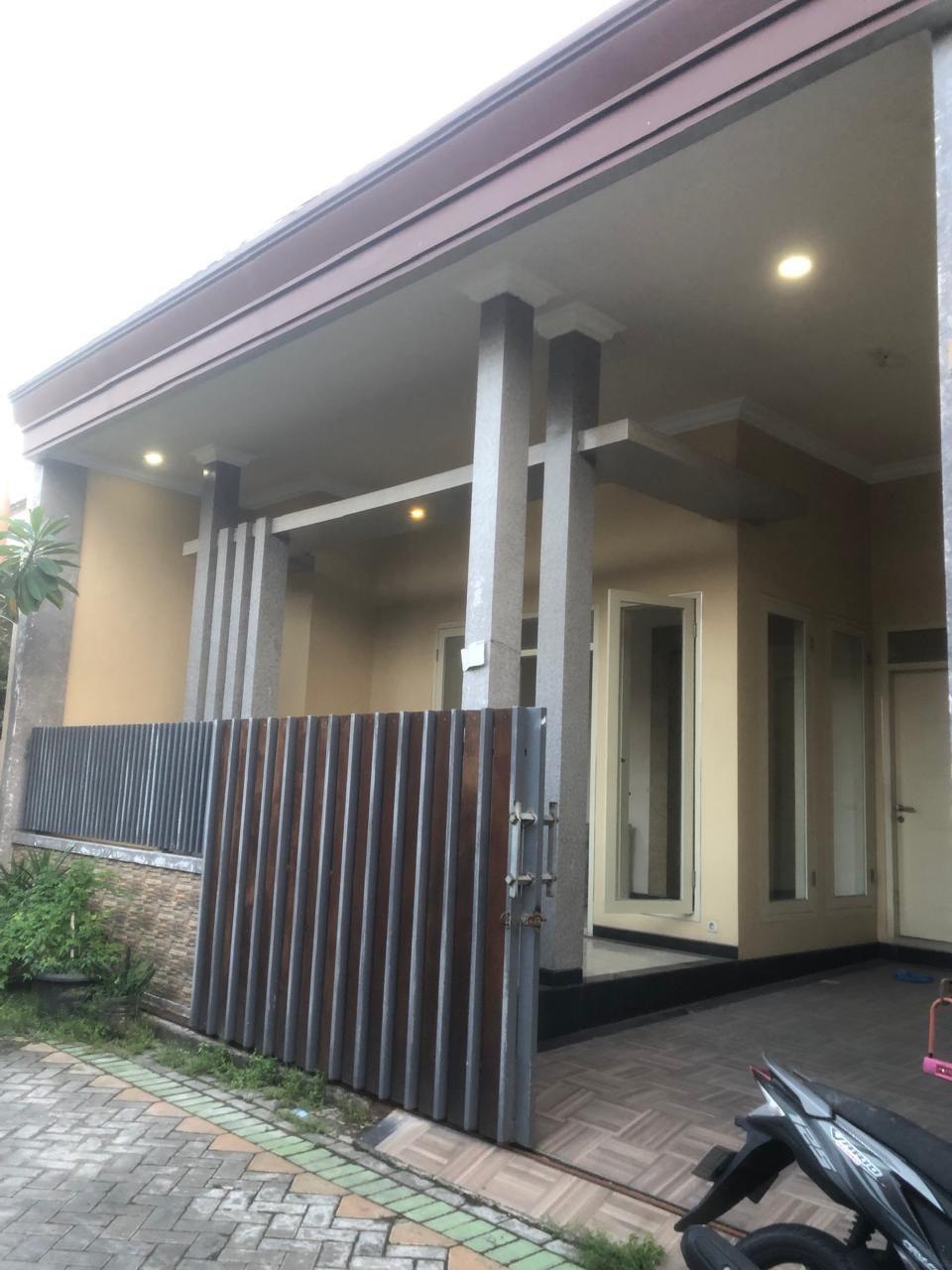 Dijual Rumah Siap Huni di Lokasi Strategis Jalan Manukan Sari Surabaya Barat - Image 1