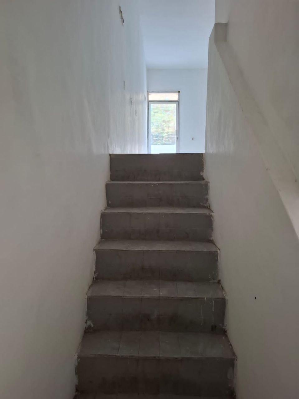 Dijual Ruko Strategis di Jalan Raya Kali Rungkut Surabaya Timur - Thumbnail 3