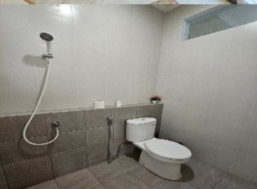 Dijual/Disewakan Rumah Mewah di Kawasan Sutorejo Selatan Surabaya Timur - Thumbnail 2