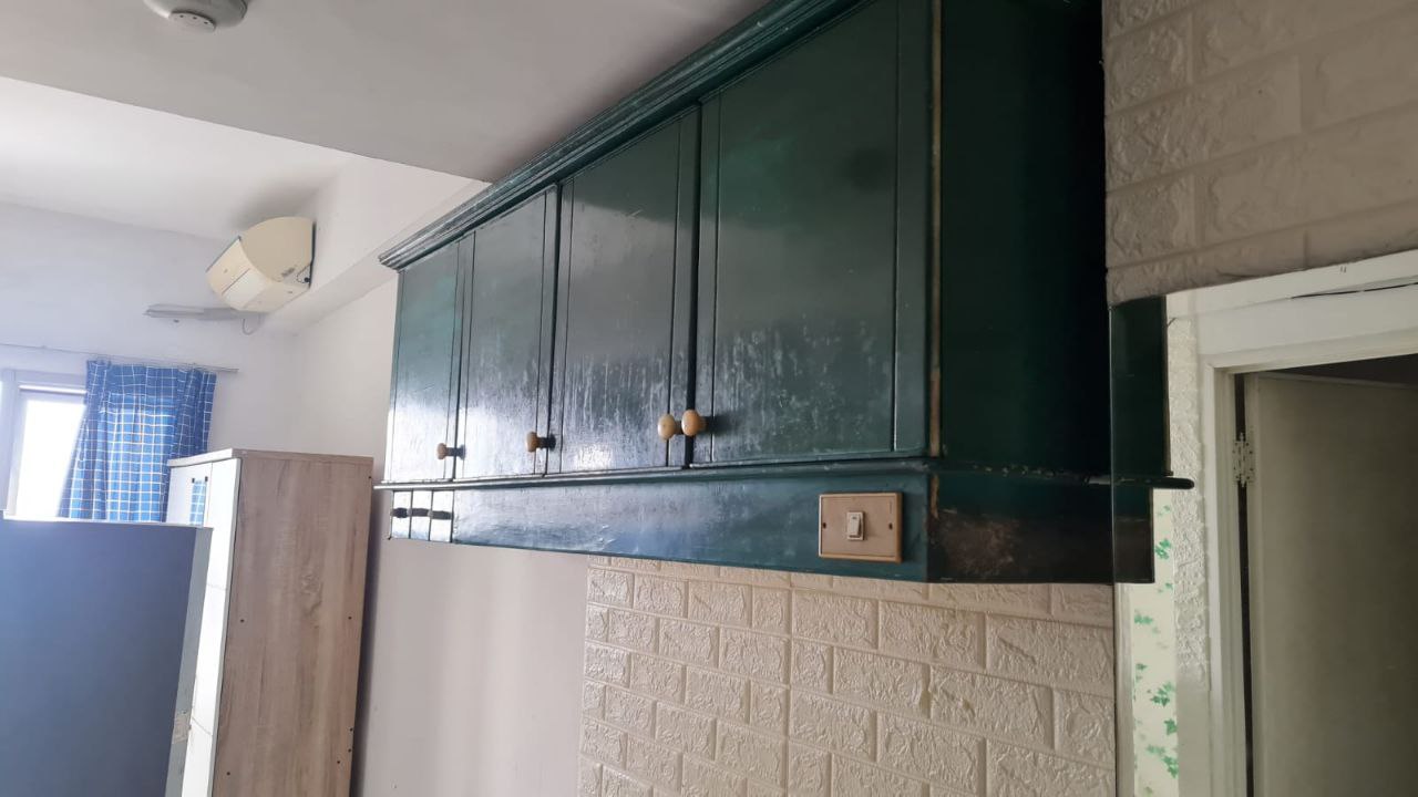 Disewakan Apartemen Purimas. Tipe Studio yg besar. 1 BR Surabaya Timur - Thumbnail 4