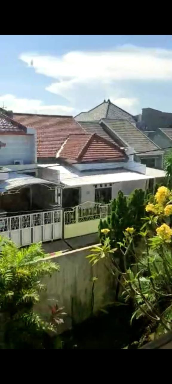 Dijual Rumah Lokasi Strategis di Jalan Dr. Wahidin Selatan Pasuruan - Thumbnail 4