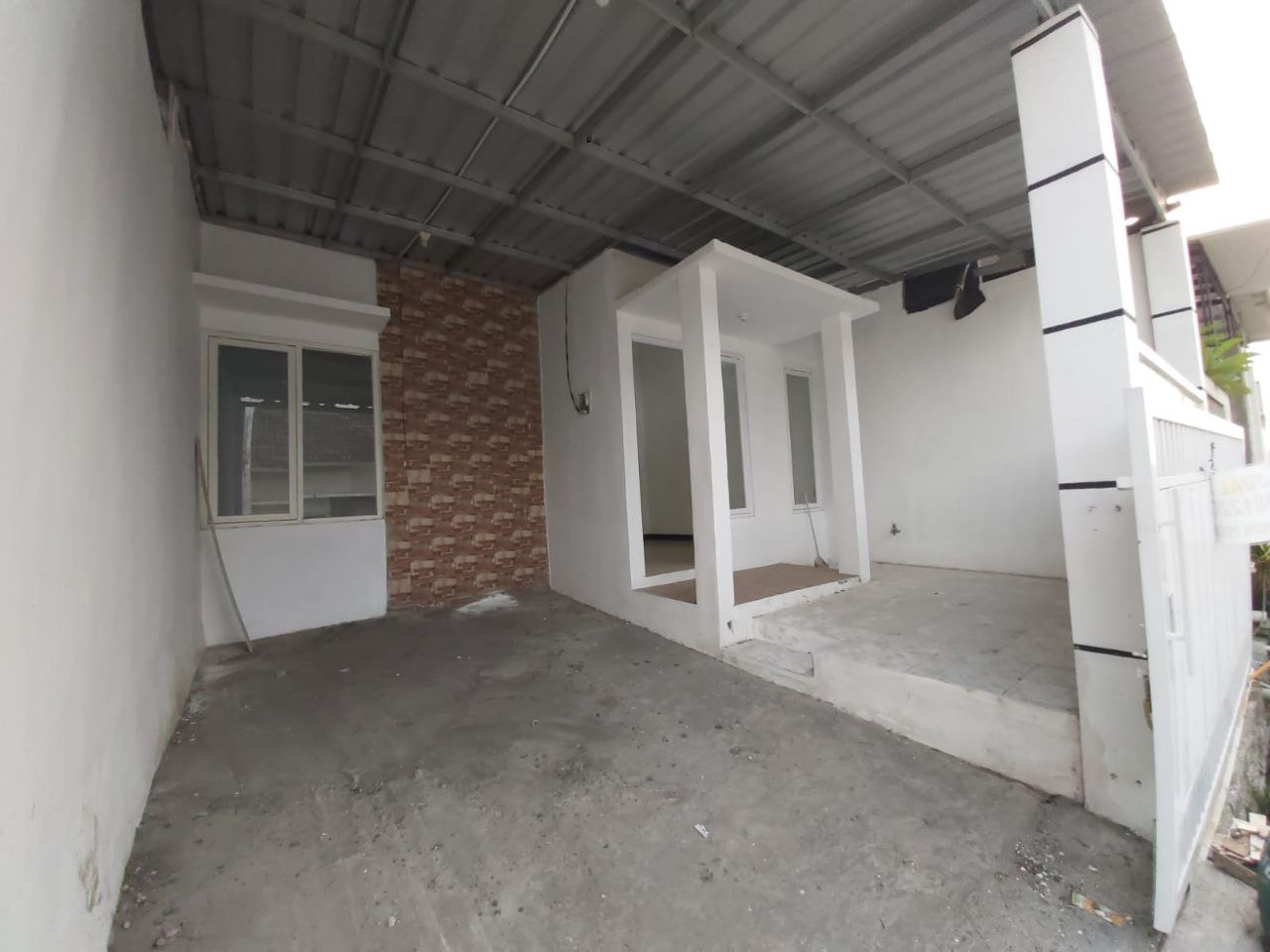 Dijual Rumah di Kawasan Strategis Perumahan Alana Hills Regency Driyorejo Gresik - Thumbnail 2