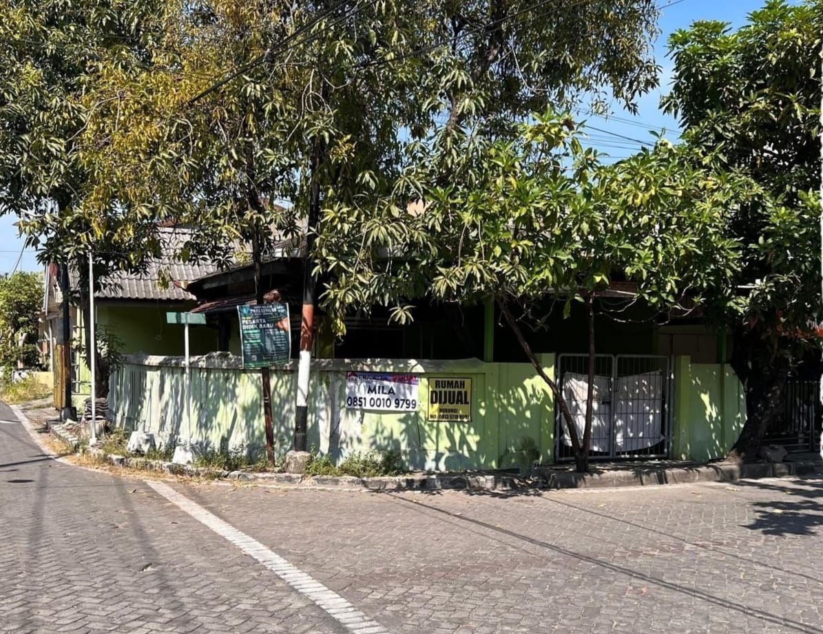 Dijual Rumah Posisi Hook Strategis di Pondok Candra Sidoarjo - Image 1