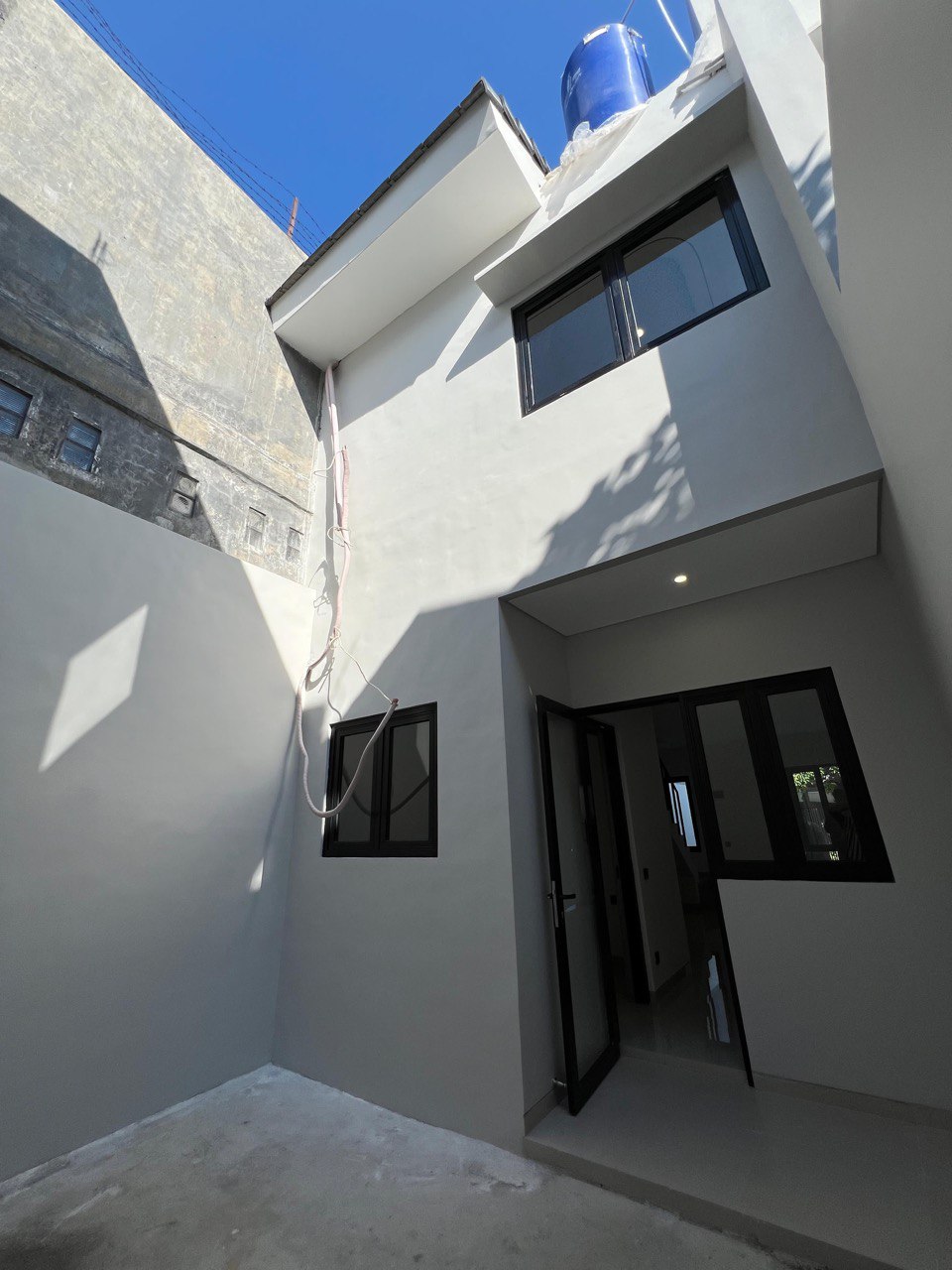 Dijual Rumah Baru Siap Huni di Kawasan Strategis Manukan Lor Surabaya Barat - Thumbnail 2