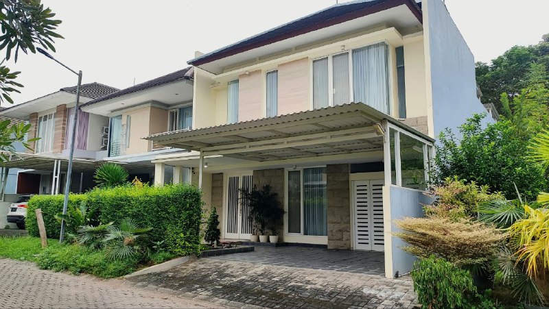 Dijual Rumah 2 Lantai di Cluster Favorit Citraland Utama, Surabaya Barat - Image 1