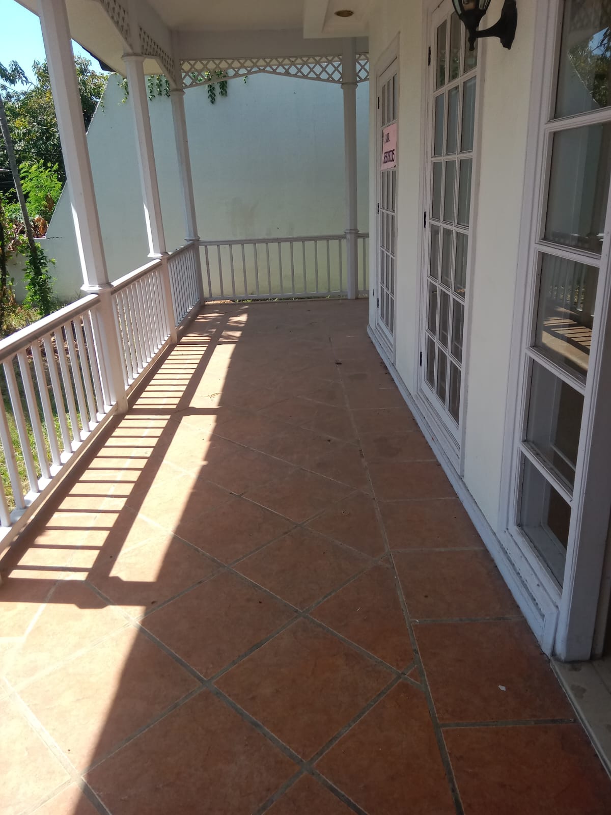 Dijual Rumah Luas 2 Lantai di Jalan Sidosermo Surabaya Selatan - Thumbnail 3