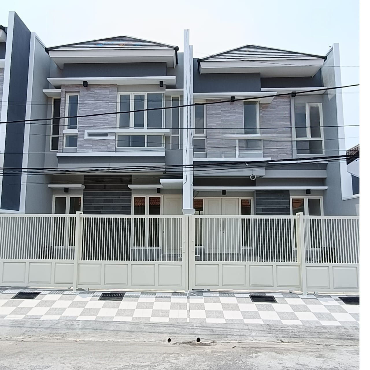Dijual Rumah Baru Minimalis di Jemursari Timur Surabaya Selatan - Image 1