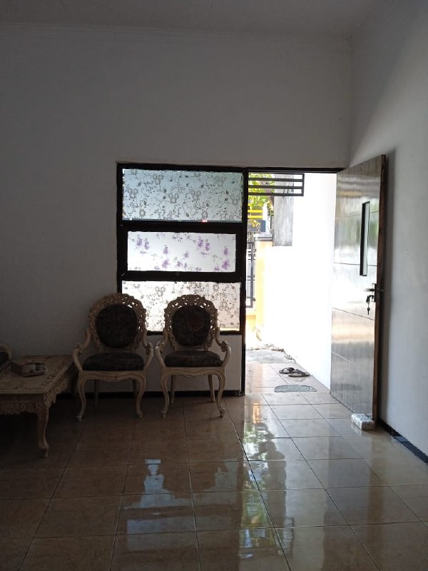 Dijual Rumah Hunian Nyaman Strategis di Griya Benowo Indah 2 Surabaya Barat - Image 1