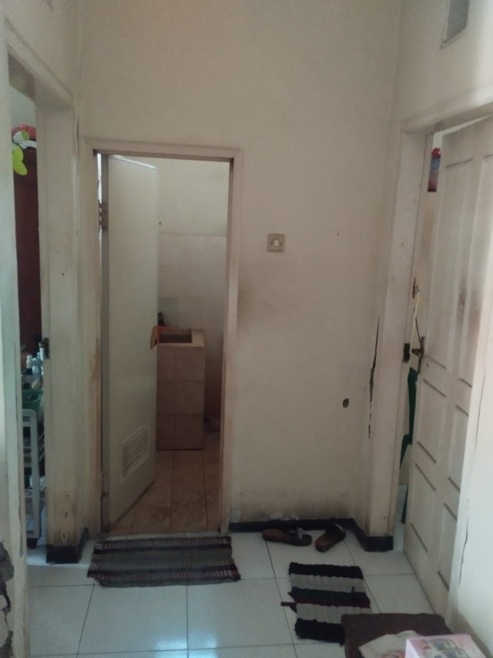 Dijual Rumah Nyaman di Kawasan Taman Hedona Regency Buduran Sidoarjo - Thumbnail 4