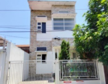 Dijual Lelang Rumah 2 Lantai Minimalis di Babatan Wiyung Surabaya - Image 1