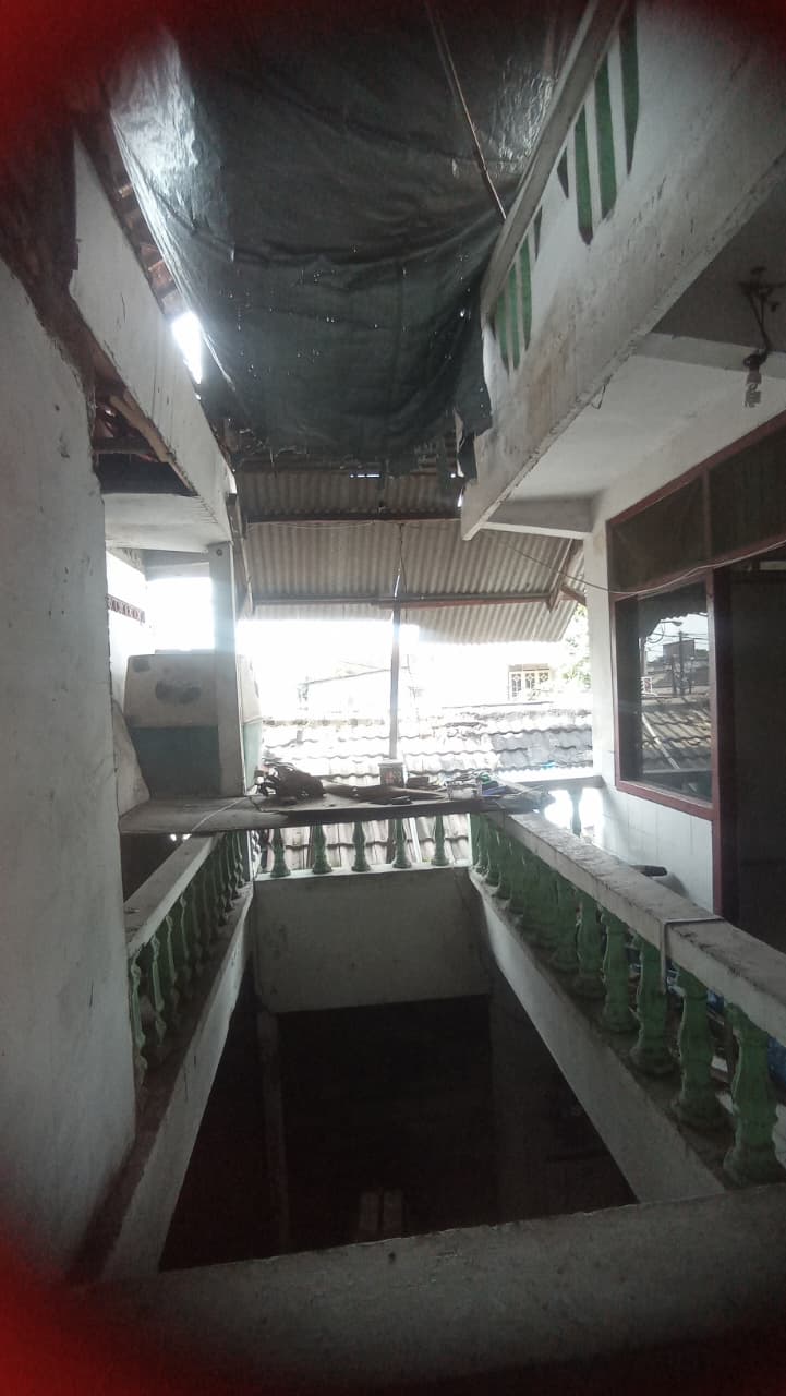 Dijual Rumah Murah 3 Lantai di Balongsari Tama Surabaya Barat - Thumbnail 3