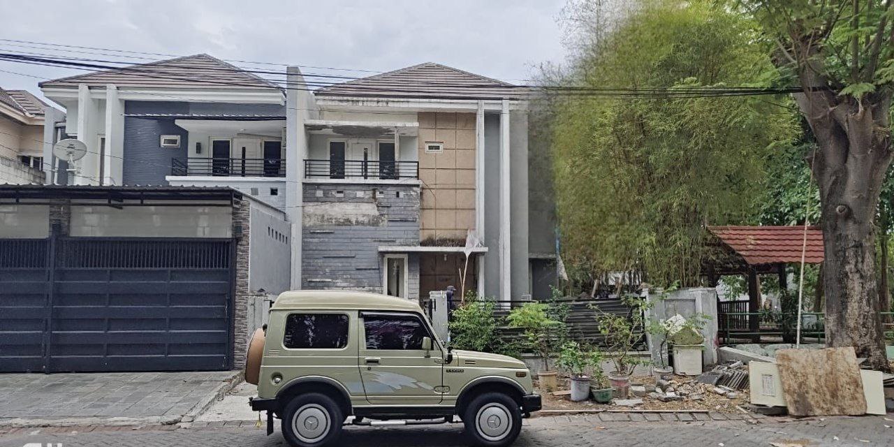 Dijual Rumah Hitung Tanah di Green Semanggi Mangrove Surabaya Timur - Image 1
