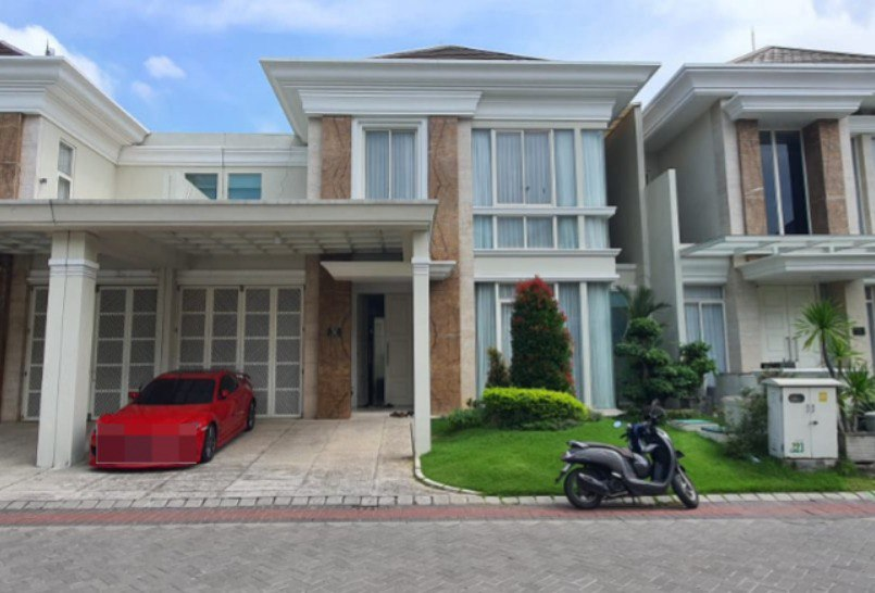 Dijual Lelang Rumah Mewah Modern di Pakuwon City Surabaya Timur - Image 1
