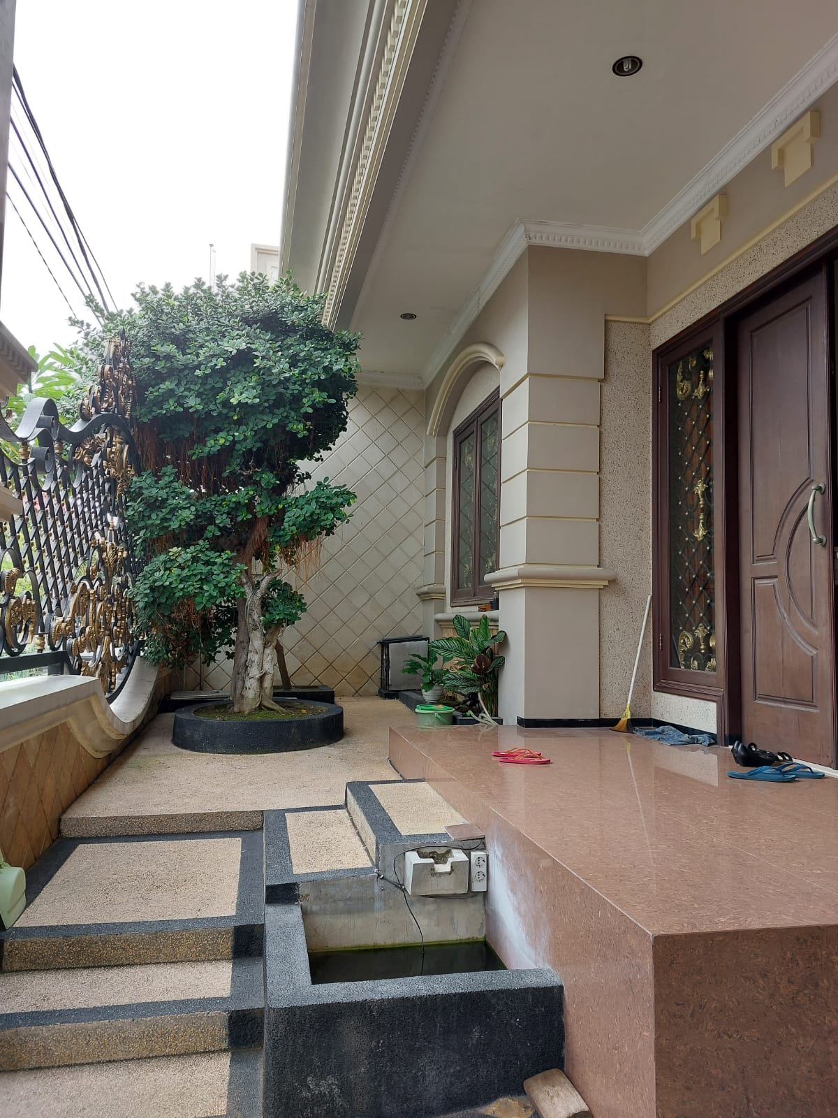 Dijual Rumah Mewah di Jalan Muria Surabaya Barat - Thumbnail 3