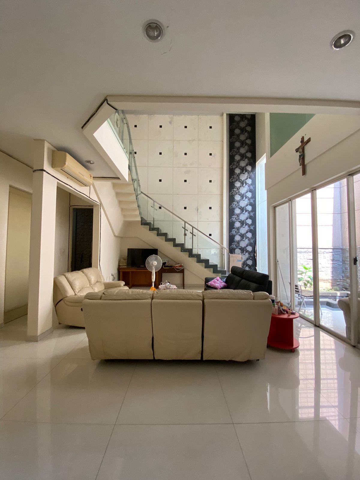 Dijual Rumah Minimalis di Pakuwon City Surabaya Timur - Thumbnail 3