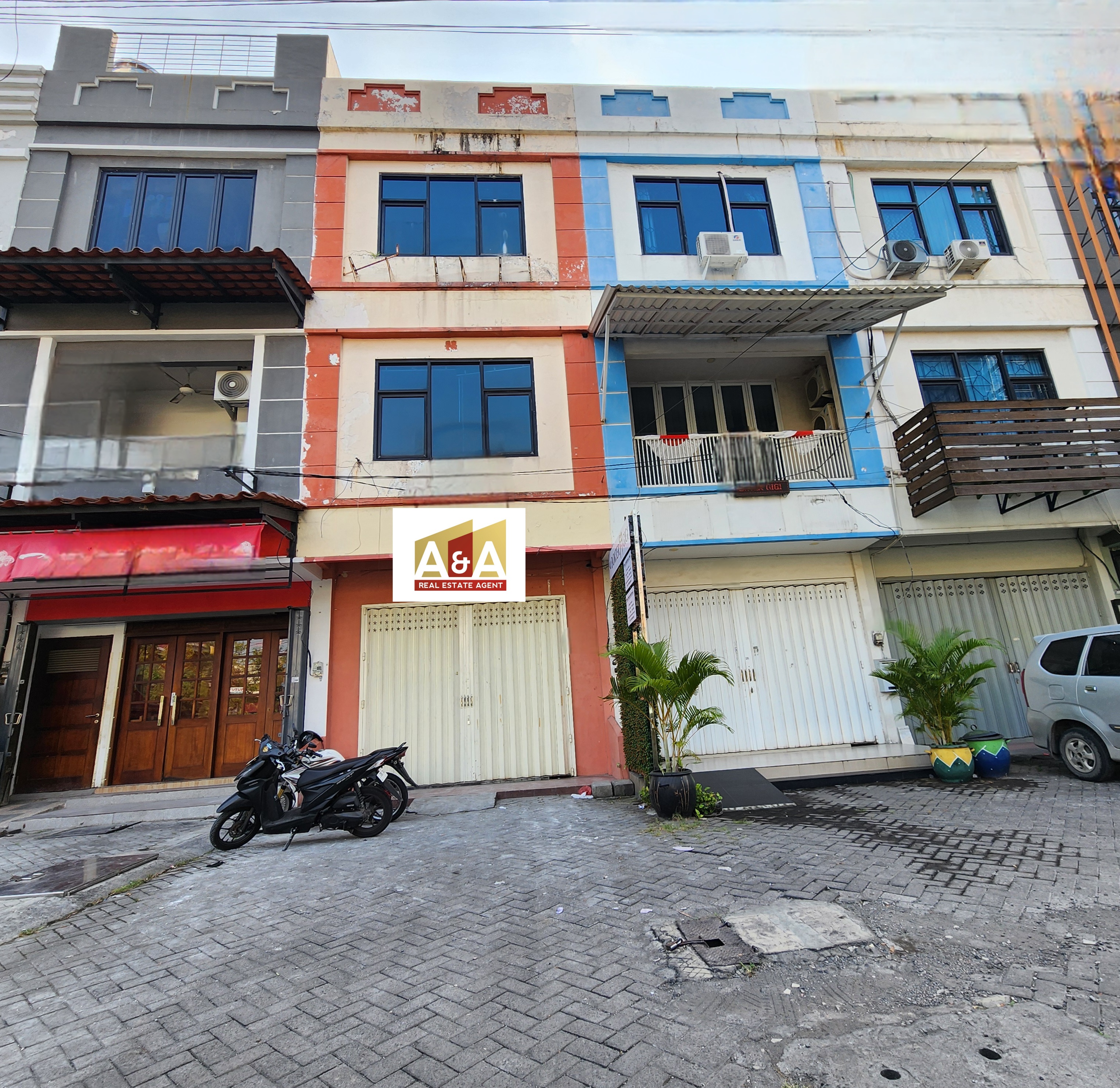 Dijual Ruko Komersial Lokasi Strategis di Raya Darmo Permai Surabaya Barat - Image 1