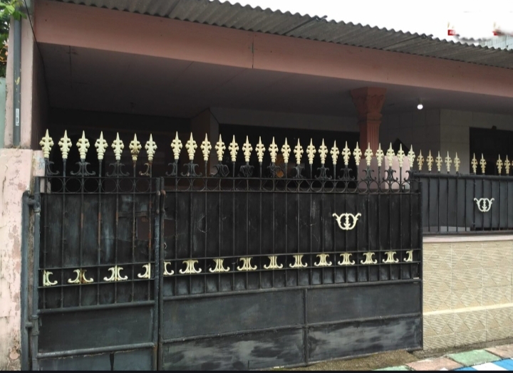 Dijual Rumah Lokasi Strategis di Manukan Surabaya Barat - Image 1