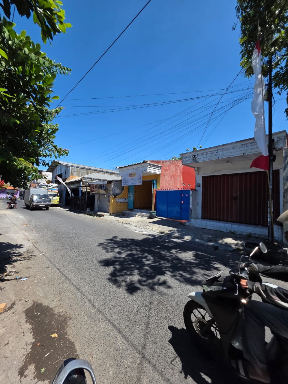 Disewakan Ruko Komersial Strategis di Nol Jalan Raya Kedungasem Surabaya Timur - Image 1