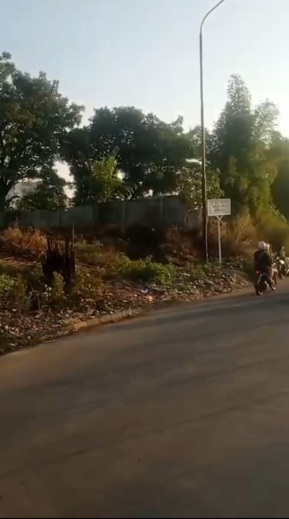 Disewakan Tanah Strategis di Jalan Palem Semi Boulevard Palem Radja Raya, Tangerang - Thumbnail 2