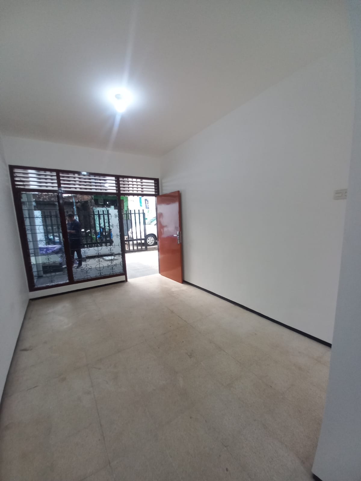 Dijual Rumah Nyaman Siap Huni di Petemon Sidomulyo Surabaya Barat - Thumbnail 2