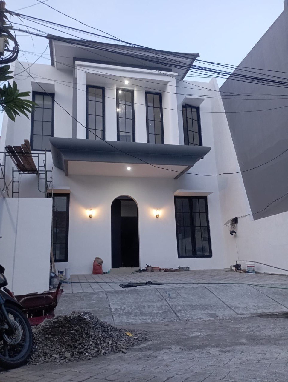Dijual Rumah Nyaman Siap Huni di Kawasan Favorit Pondok Mutiara Sidoarjo - Image 1