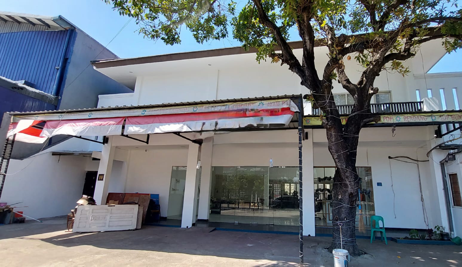 Disewakan Rumah Usaha Strategis di Jemursari Surabaya Selatan - Image 1