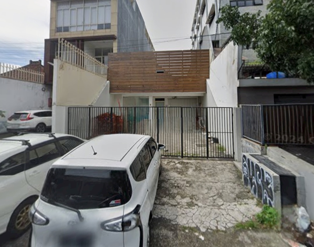 Dijual Rumah Strategis di Kacapiring Surabaya Pusat - Image 1