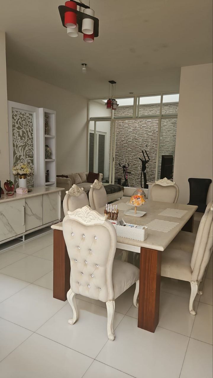 Dijual Rumah Lokasi Strategis Siap Huni Kendangsari Surabaya Selatan - Thumbnail 4