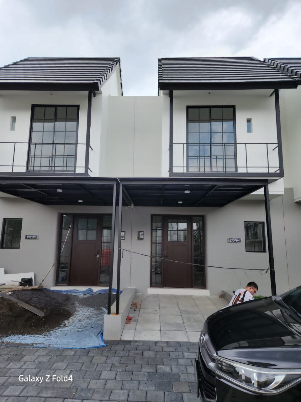 Disewakan Rumah Baru Gress Minimalis Graha Natura Dandelion Surabaya Barat - Image 1